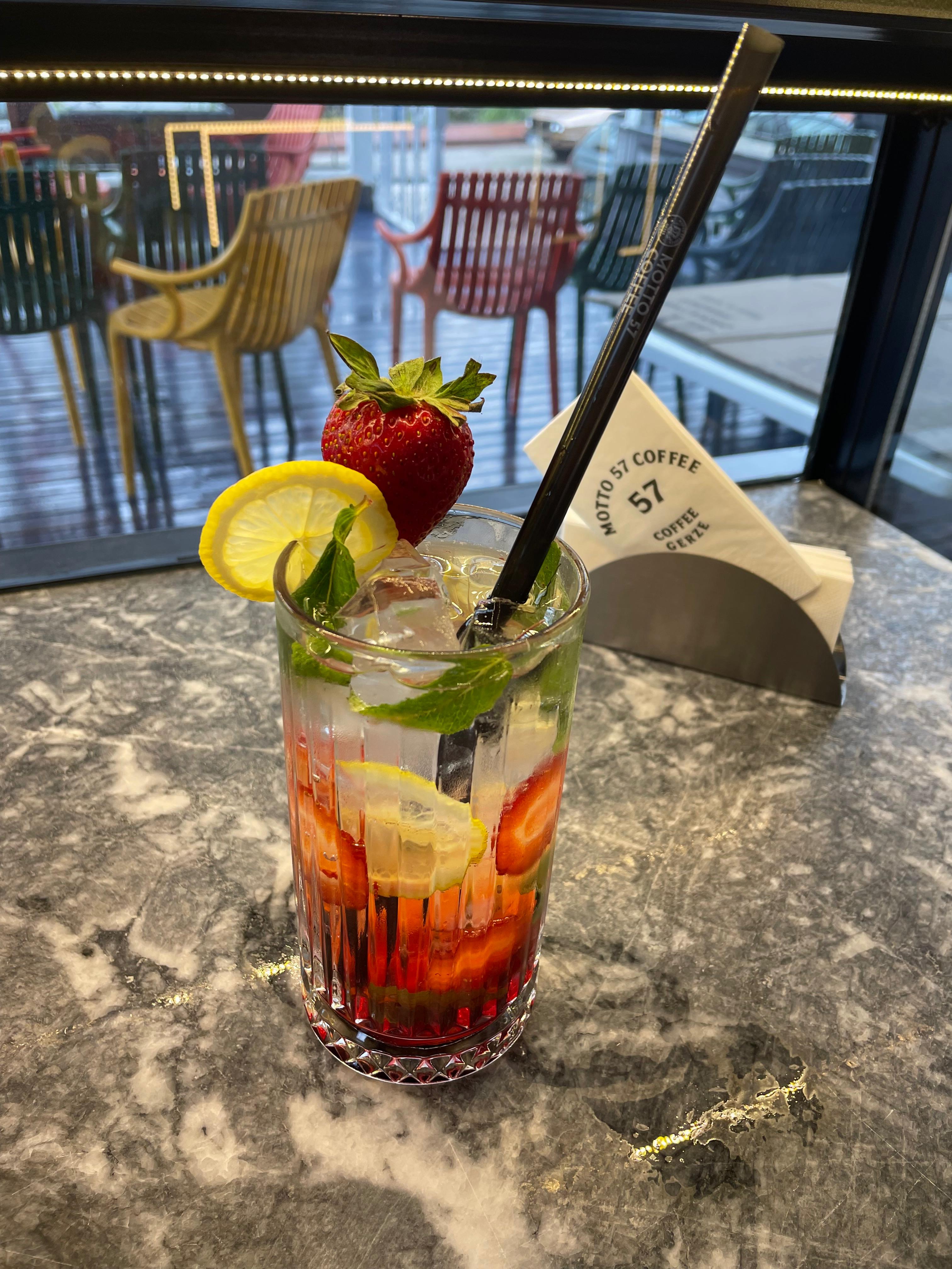 Çilekli Mojito