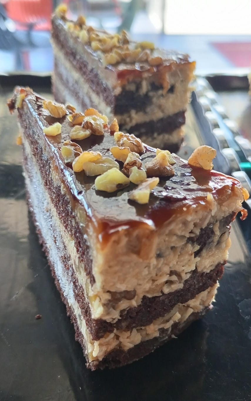 Lotus Karamel Naked Cake