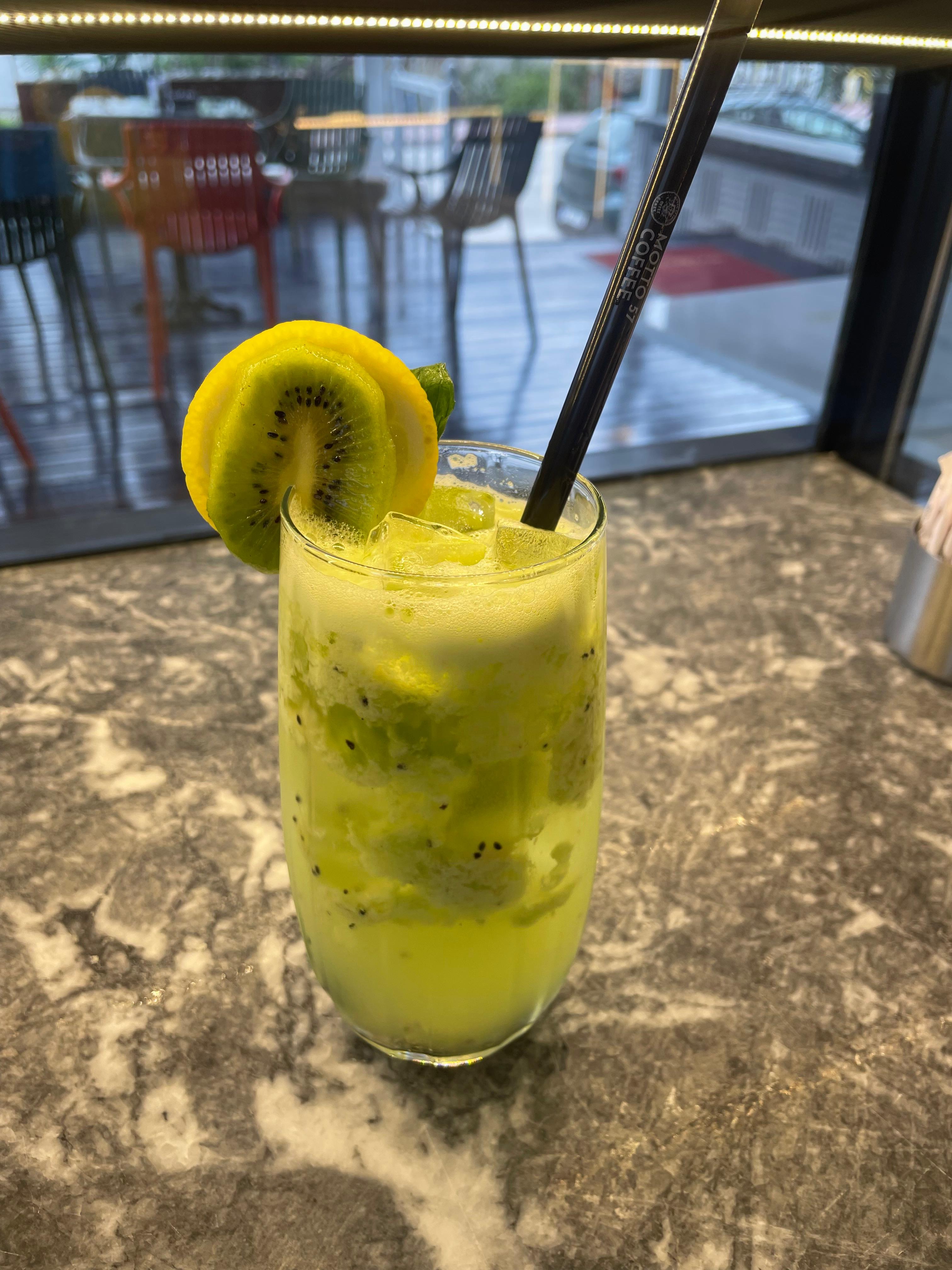 Aromalı Limonata